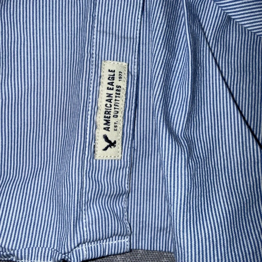 American‎ Eagle Outfitters Shirt Mens XL Blue Striped Button Down Classic Fit